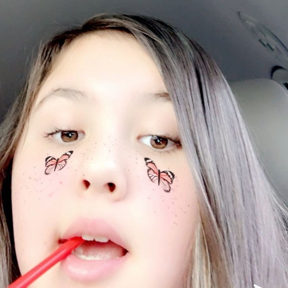 lilyadorno